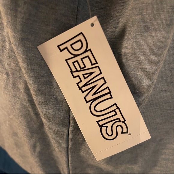 Peanuts Women’s Plus Size Pajama Top NWT - Picture 5 of 5